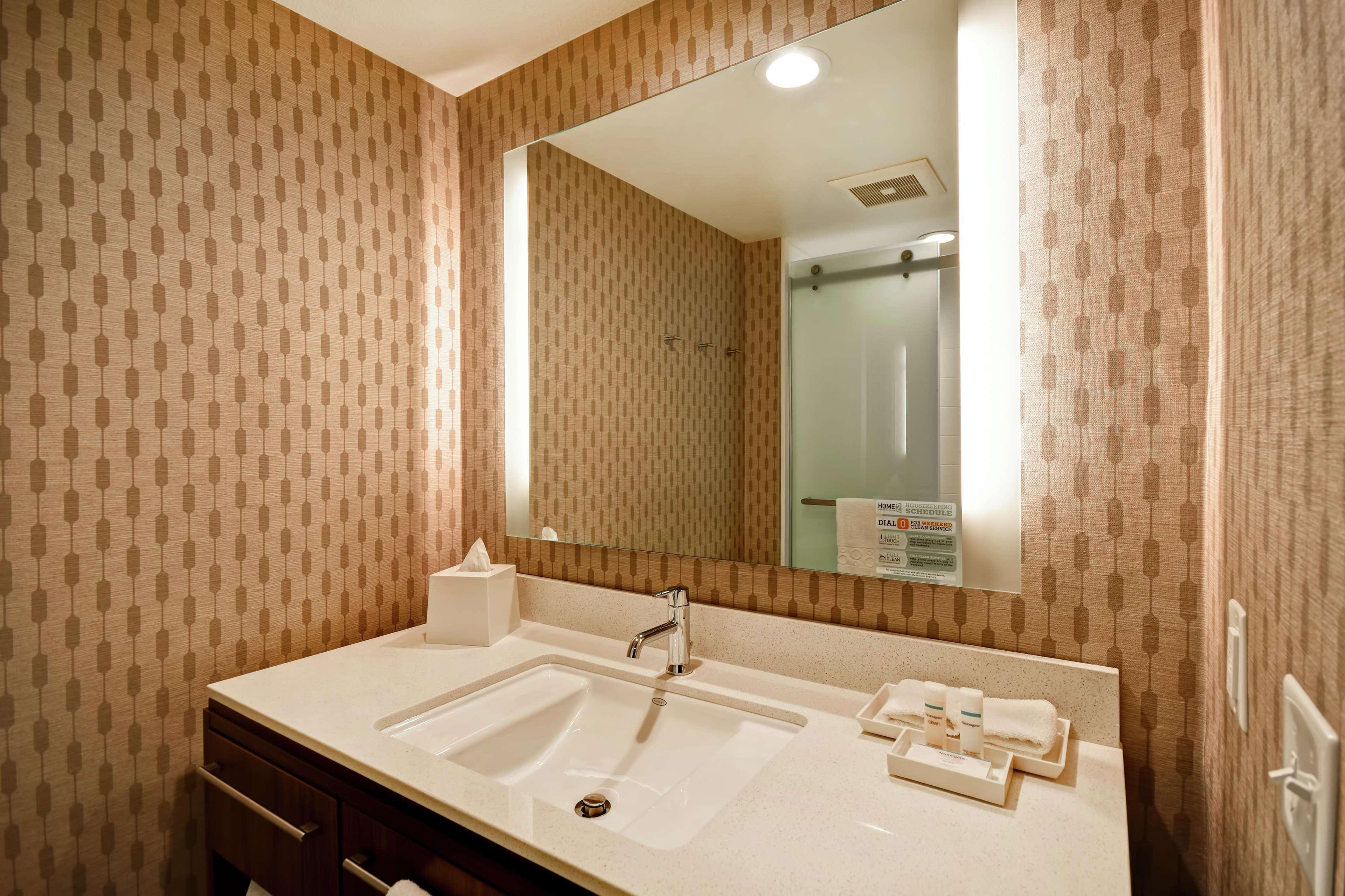 Home2 Suites By Hilton Victorville Exterior foto